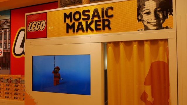 Un fotomatón crea tu retrato con bloques de LEGO